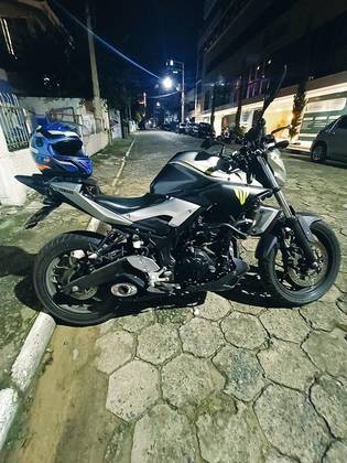 YAMAHA MT-03 