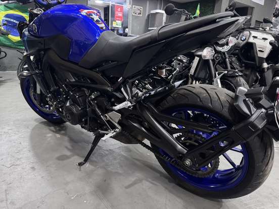 YAMAHA-MT-09 YAMAHA-MT-09-2024