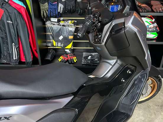 YAMAHA-NMAX CONNECTED 160 ABS YAMAHA-NMAX CONNECTED 160 ABS-2025