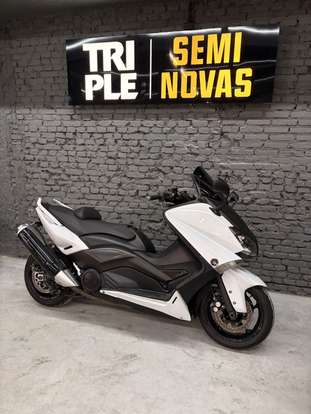 YAMAHA-TMAX-2014