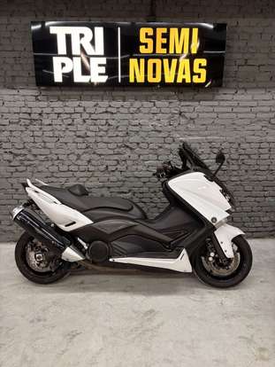 YAMAHA-TMAX-2014