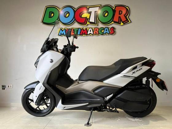 YAMAHA XMAX 250 CONNECTED ABS 