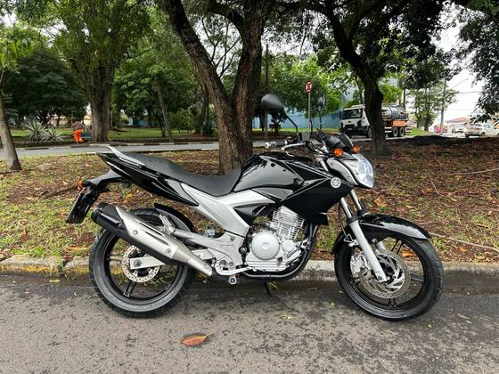 YAMAHA YS 250 FAZER 