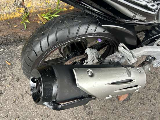 YAMAHA-YS 250 FAZER YAMAHA-YS 250 FAZER-2011