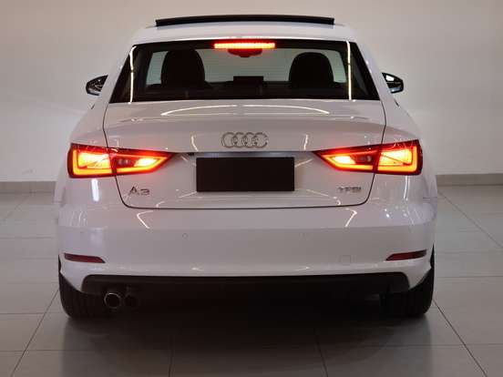 AUDI-A3-1.8 TFSI SEDAN 16V 180CV GASOLINA 4P AUTOMÁTICO AUDI-A3-2015