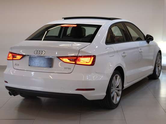 AUDI-A3-1.8 TFSI SEDAN 16V 180CV GASOLINA 4P AUTOMÁTICO AUDI-A3-2015