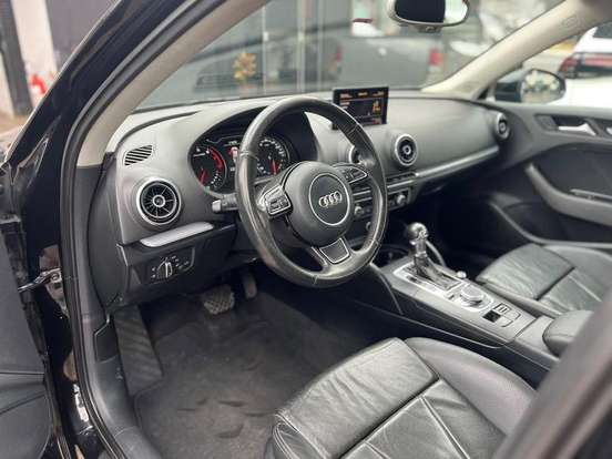 AUDI-A3-1.8 TFSI SEDAN AMBITION 16V 180CV GASOLINA 4P AUTOMÁTICO AUDI-A3-2013