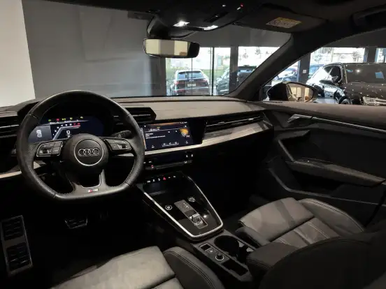 AUDI-A3-2021