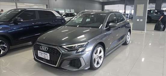 AUDI-A3-2023