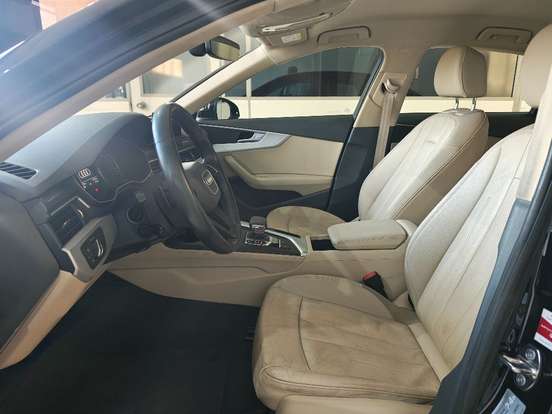 AUDI-A4-2016
