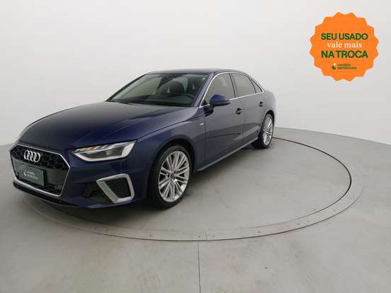 AUDI-A4-2022