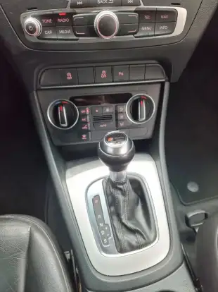 AUDI-Q3-2017