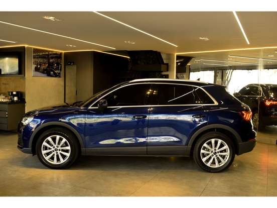 AUDI-Q3-1.4 35 TFSI GASOLINA PRESTIGE PLUS S TRONIC AUDI-Q3-2021