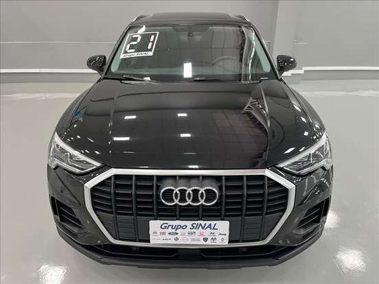 AUDI-Q3-2021