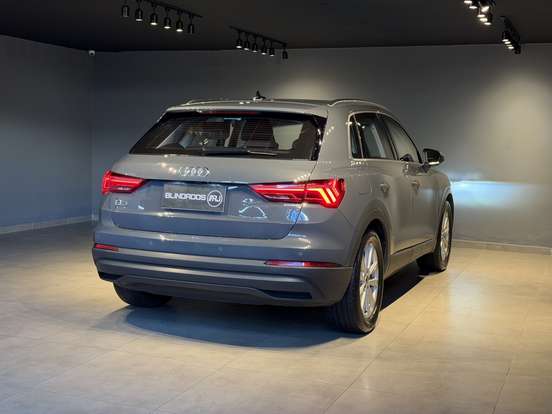 AUDI-Q3-2020