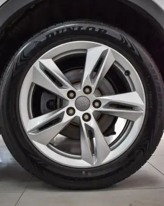 AUDI-Q3-2015