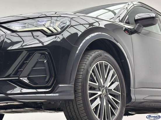 AUDI-Q3-2024