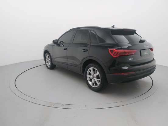 AUDI-Q3-2024