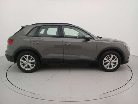 AUDI-Q3-2.0 40 TFSI GASOLINA PRESTIGE QUATTRO TIPTRONIC AUDI-Q3-2024