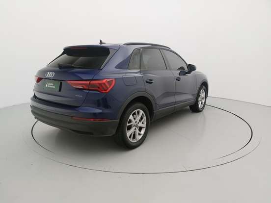 AUDI-Q3-2024