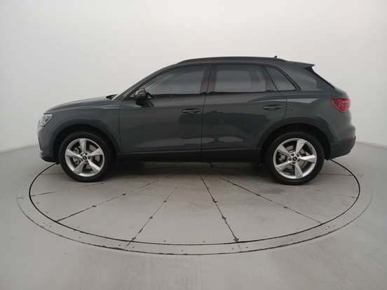 AUDI-Q3-2024