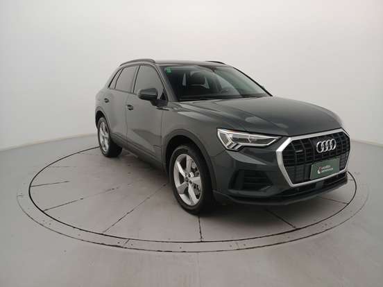 AUDI-Q3-2024