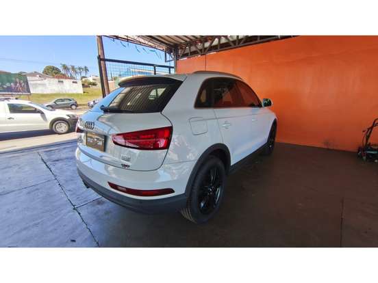 AUDI-Q3-2015