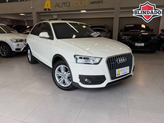 AUDI Q3 2.0 TFSI AMBIENTE QUATTRO 4P GASOLINA S TRONIC
