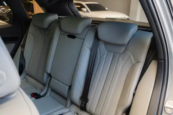 AUDI-Q5-2022