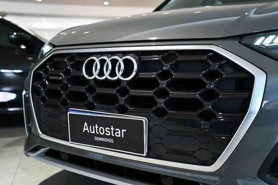 AUDI-Q5-2024