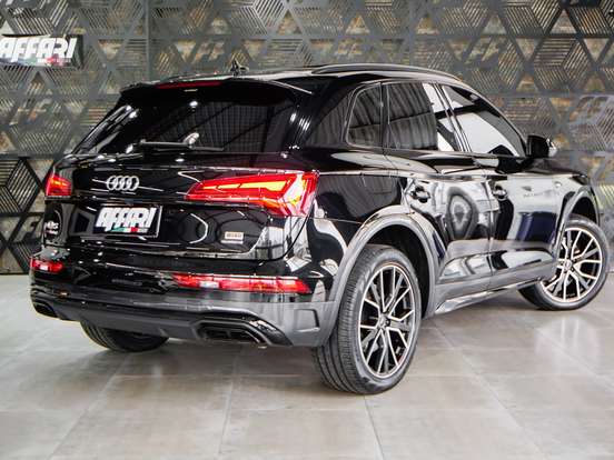 AUDI-Q5-2.0 45 TFSI GASOLINA S LINE BLACK QUATTRO S TRONIC AUDI-Q5-2024