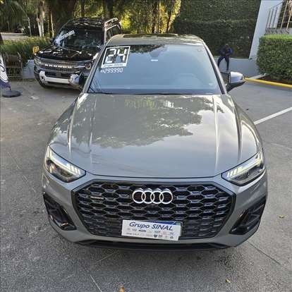 AUDI-Q5-2024