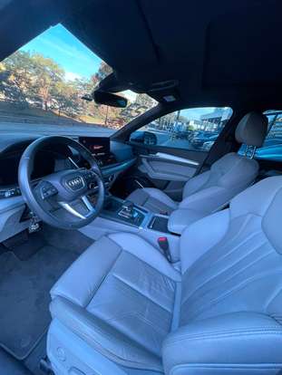 AUDI-Q5-2022