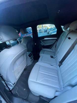 AUDI-Q5-2022