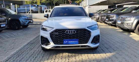 AUDI-Q5-2023