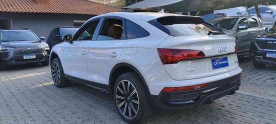 AUDI-Q5-2023