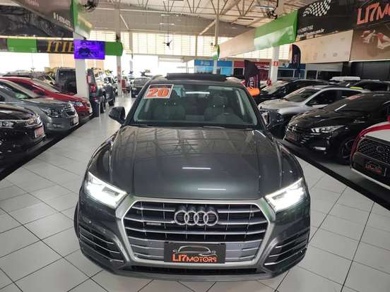 AUDI-Q5-2019