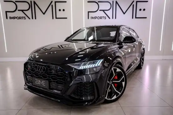 AUDI-RS Q8-2020