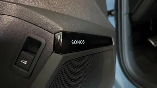 AUDI-RS3-2025