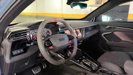AUDI-RS3-2025