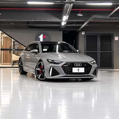 AUDI-RS6-2021