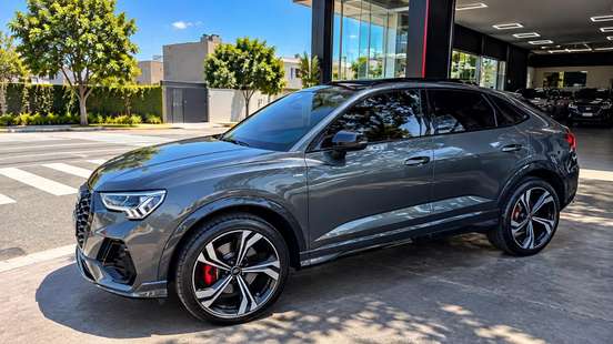 AUDI-Q3-2024