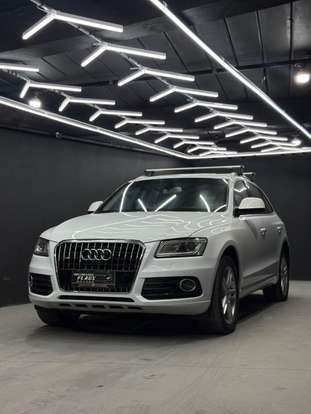 AUDI-Q5-2015
