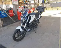 BAJAJ DOMINAR 400 BAJAJ DOMINAR 400