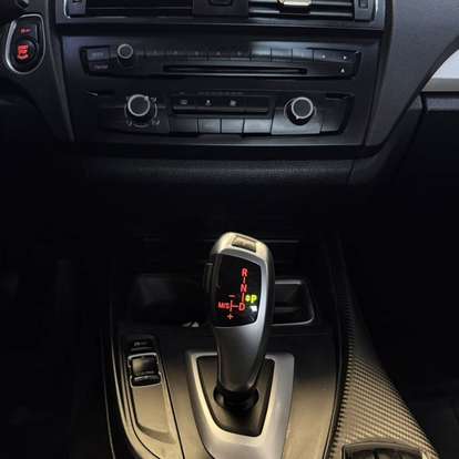 BMW-118i-1.6 FULL 16V TURBO GASOLINA 4P AUTOMÁTICO BMW-118i-2013