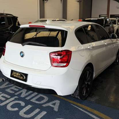 BMW-118i-1.6 FULL 16V TURBO GASOLINA 4P AUTOMÁTICO BMW-118i-2013