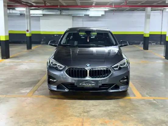 BMW-218i-2020