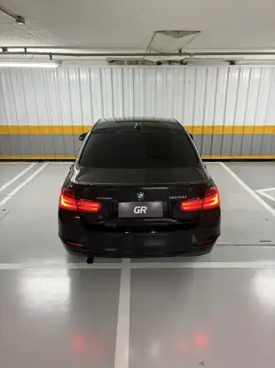 BMW-320i-2014