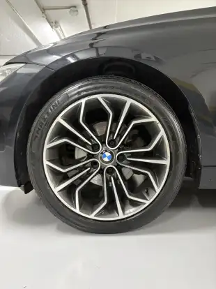 BMW-320i-2014