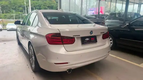 BMW-320i-2.0 16V TURBO ACTIVE FLEX 4P AUTOMÁTICO BMW-320i-2015